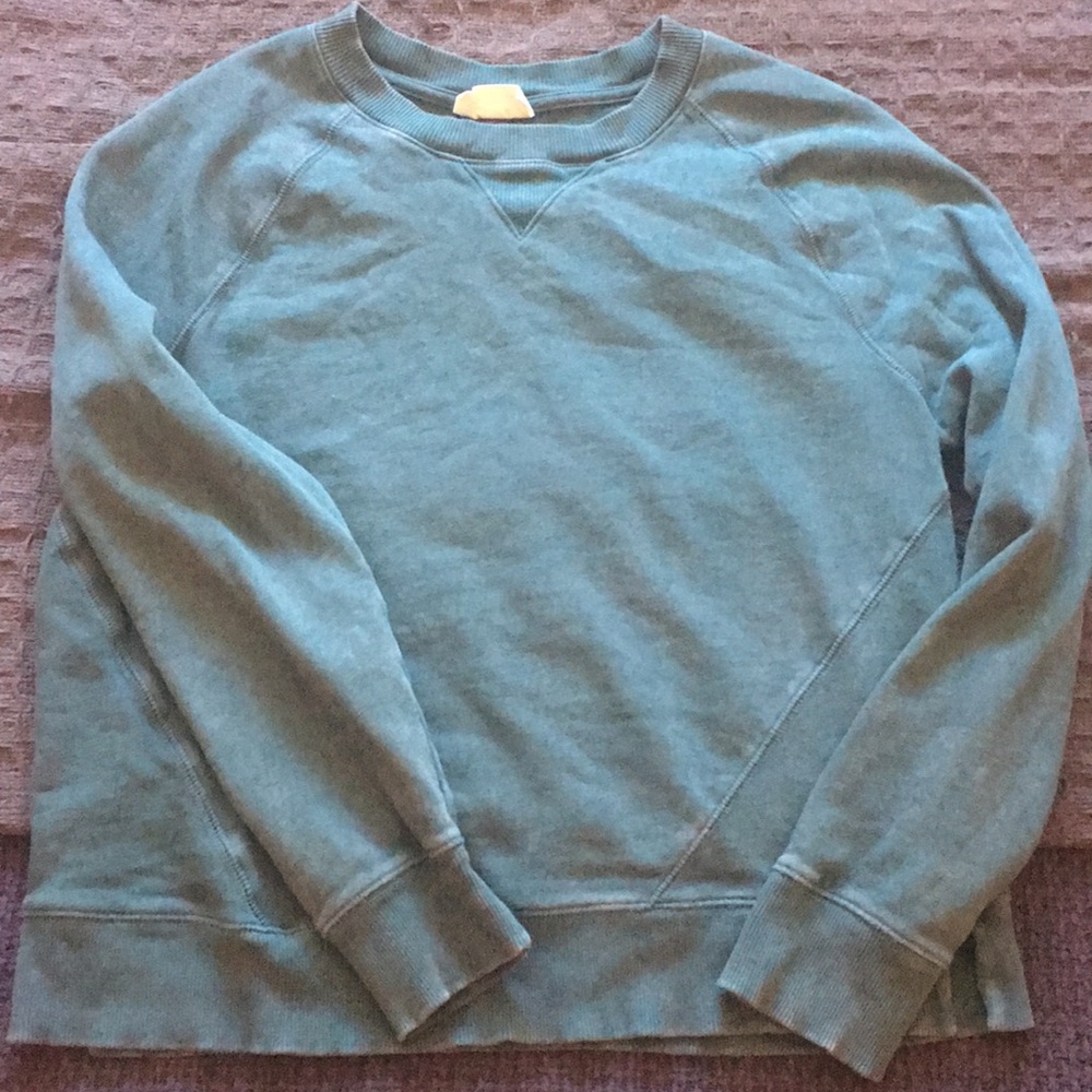Crewneck Pullover